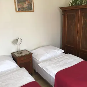 Rosemary Hostal Praga